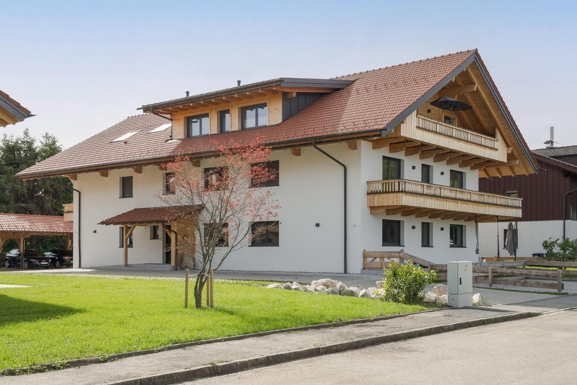 Fenjoy: Ferienapartment Mit Bergblick / Balkon / Bbq Бернау-ам-Кімзе Екстер'єр фото
