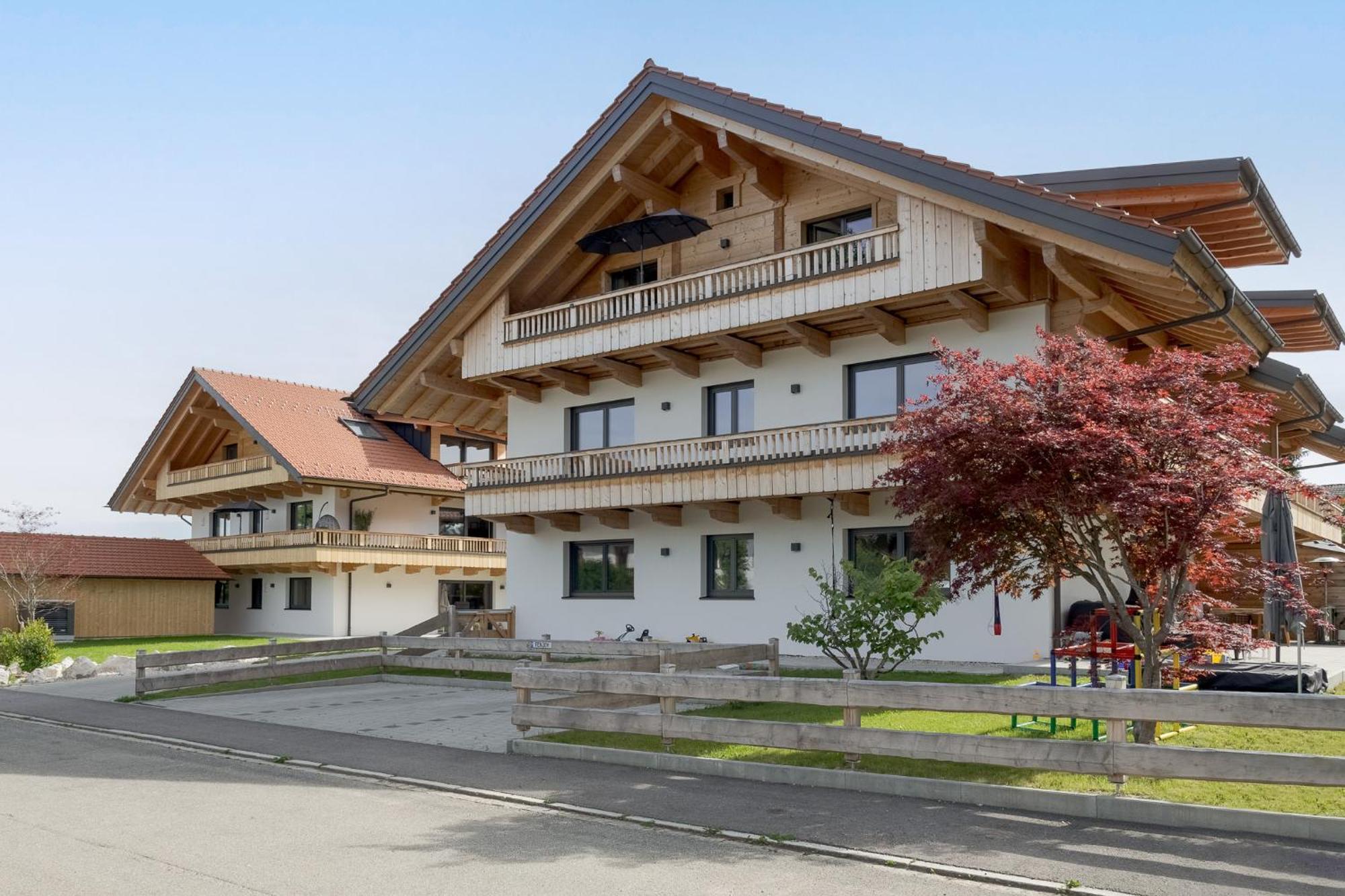 Fenjoy: Ferienapartment Mit Bergblick / Balkon / Bbq Бернау-ам-Кімзе Екстер'єр фото